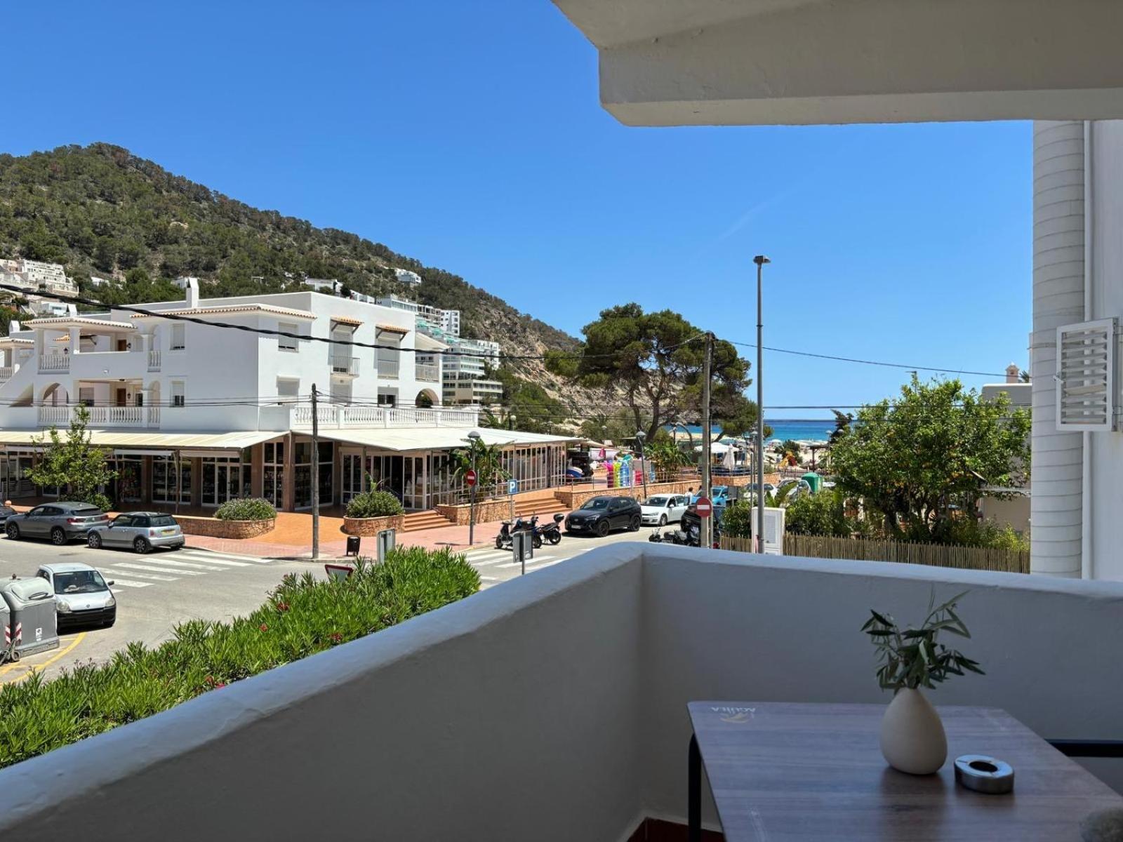 Apartamentos Ses Veles Cala Llonga  Room photo
